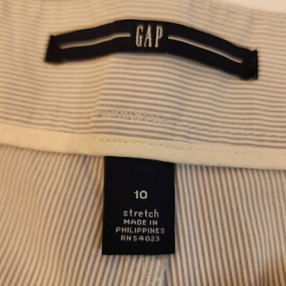 Gap Roll-Up Pinstripe Stretch Shorts Women's Size 10 Button Accents Double Hook - Picture 4 of 14